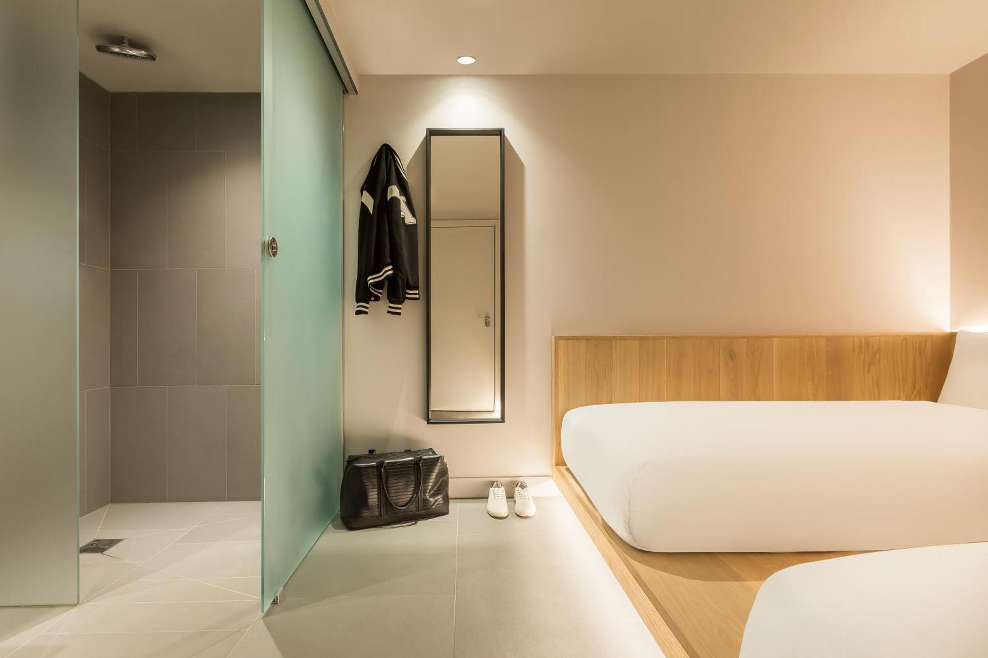 Zedwell Underground Hotel Tottenham Court Rd ロンドン 部屋 写真